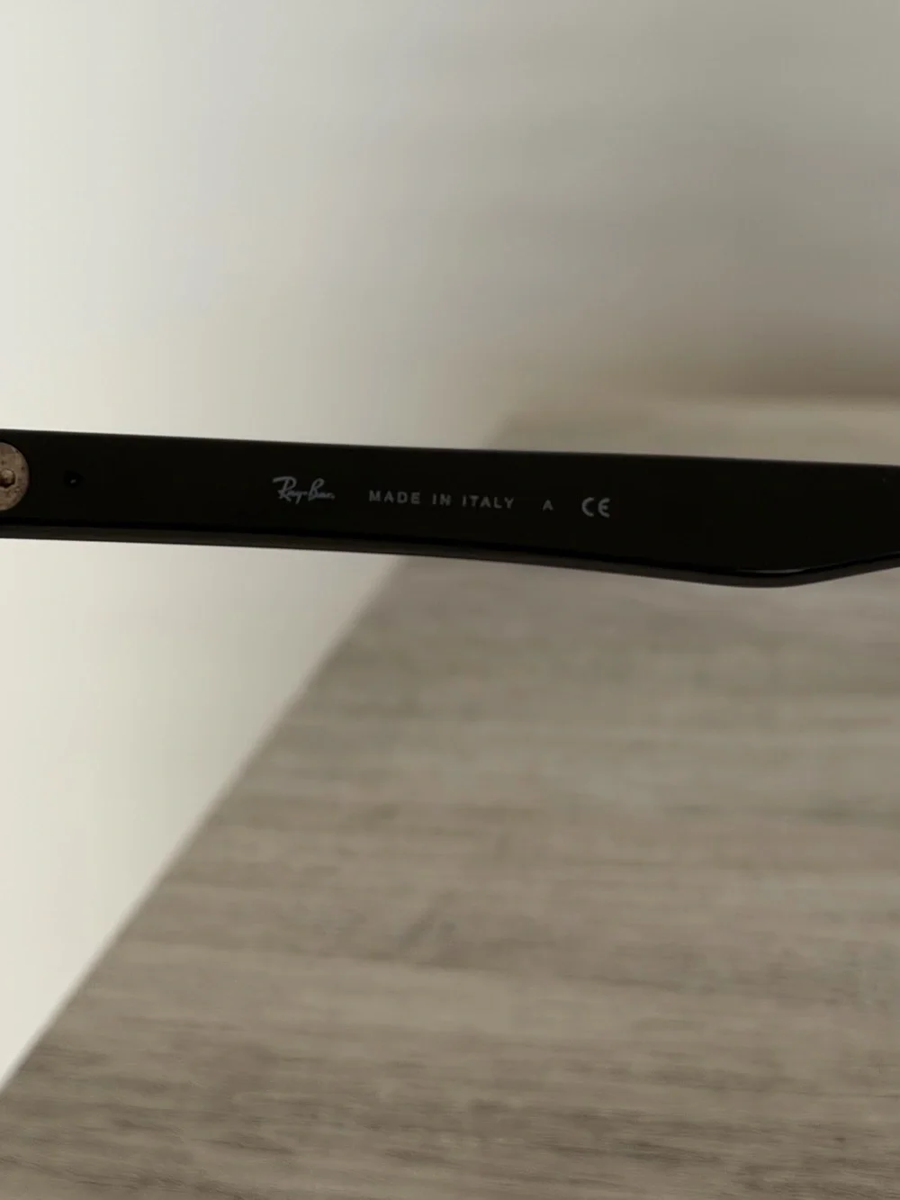 Ray-Ban Black Frame Gradient Lens Sunglasses with Brown Case